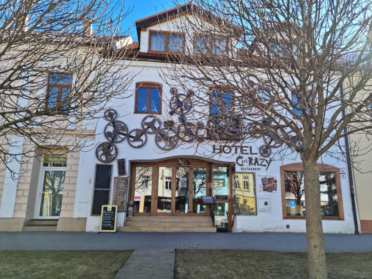 Hostel Caferazy Poprad Exterior foto